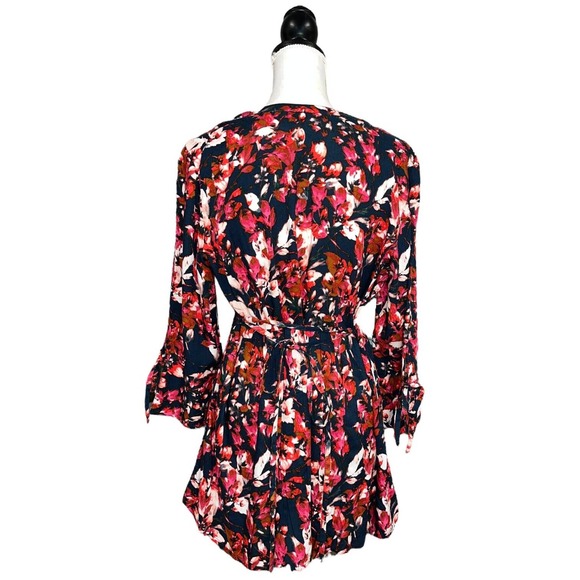 Motherhood Maternity NWT Floral Tie Waist Sleeve Large - Picture 4 of 10